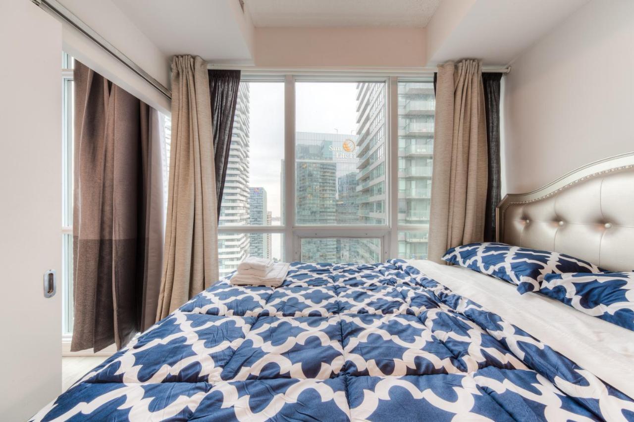 Stylish Newly Furnished Condo With Beautiful Lake View Торонто Экстерьер фото